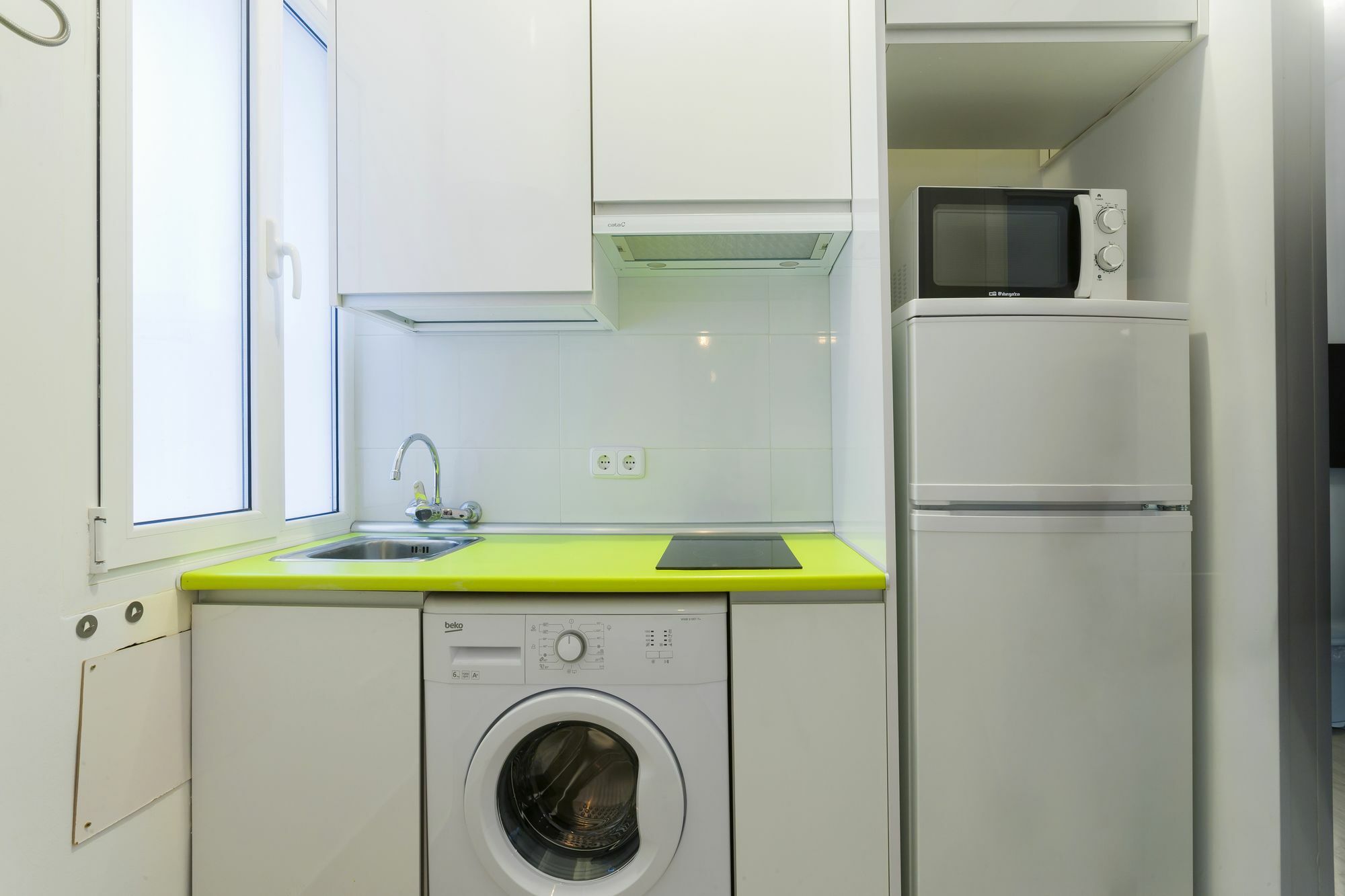 Dobo Rooms Ronda De Segovia مدريد المظهر الخارجي الصورة